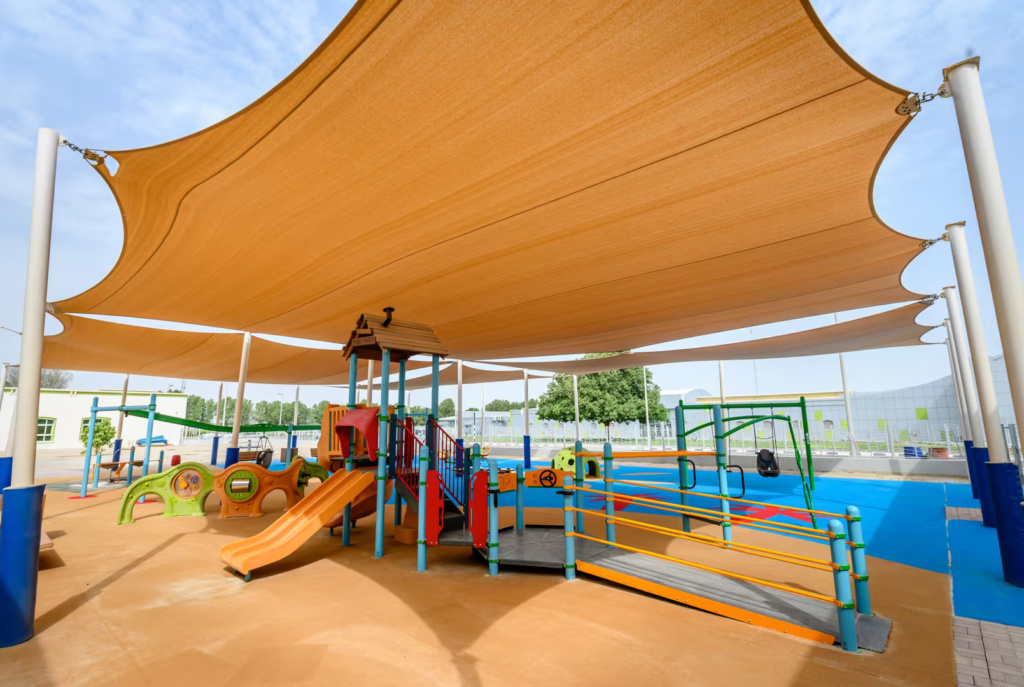 Lợi ích khi dùng bạt căng kiến trúc cho trẻ em vui chơi ngoài trời