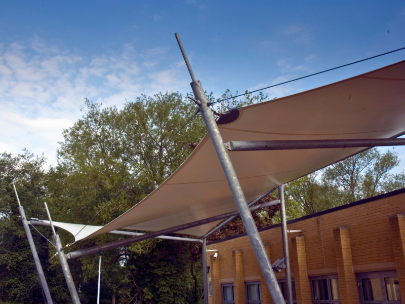 Mái che bạt căng – Nâng tầm không gian sinh hoạt cộng đồng ngoài trời